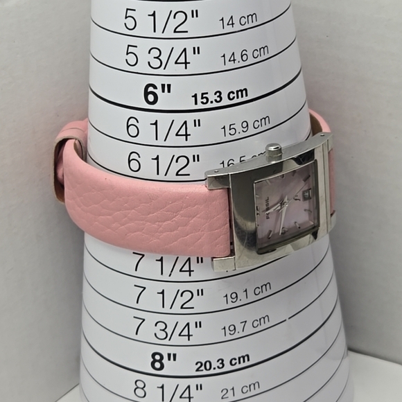 Womens Fossil Tank Watch 22mm Silver Tone Pink MOP Date Leather Band New Battery - Picture 6 of 11
